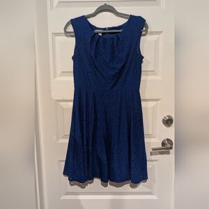 Elegant Blue Sleeveless Dress